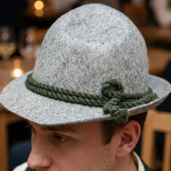 Bayersk Tyrolerhat Grå