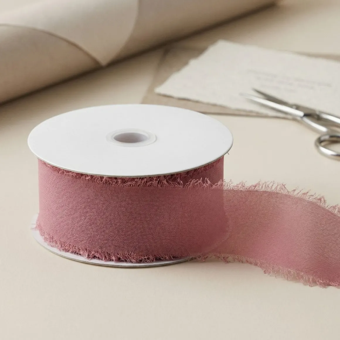 Chiffonbånd Mørk Støvet Rosa