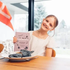 En Hilsen Til Konfirmanden Støvet Lilla
