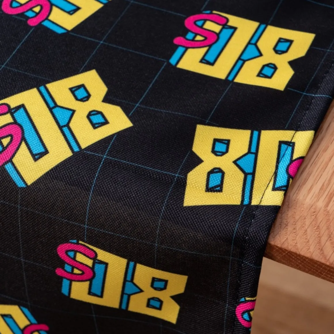 80'er Logo Bordløber