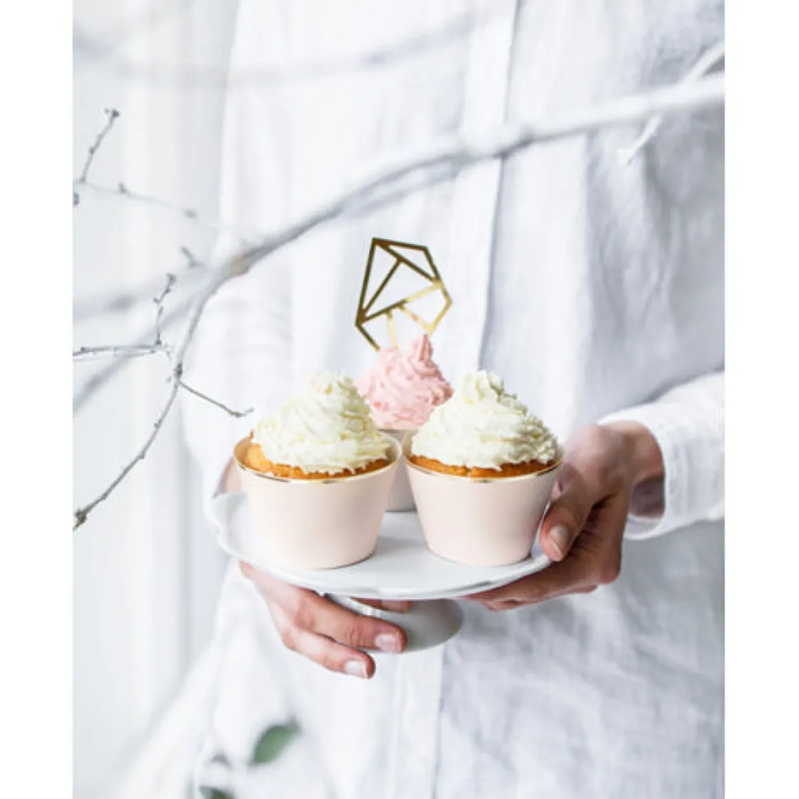 Guldkantet Cupcake Wrappers Lyserød