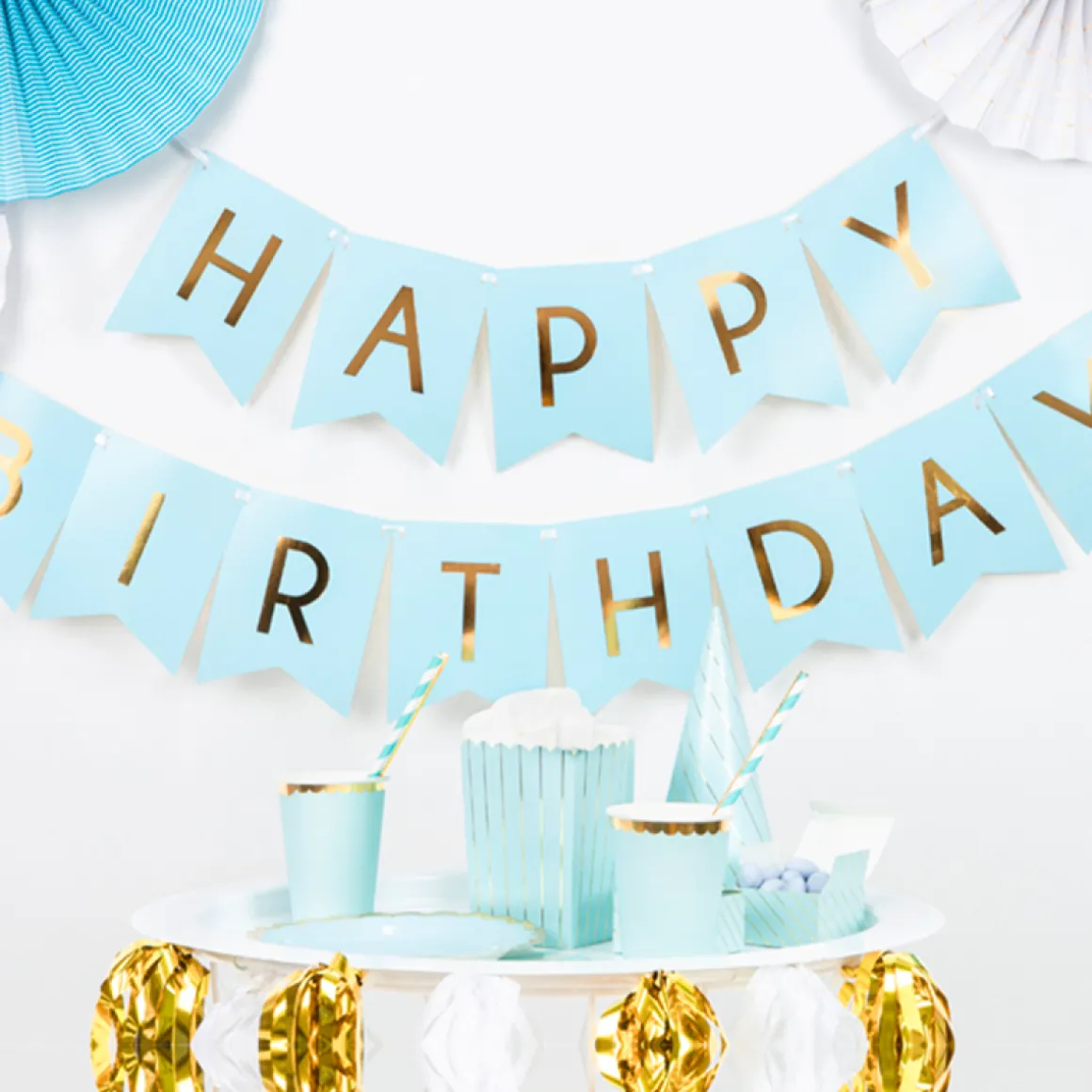 Happy Birthday Flagguirlande Lyseblå