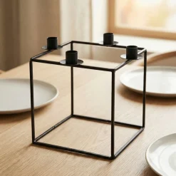 Kvadrat Lysestage Sort