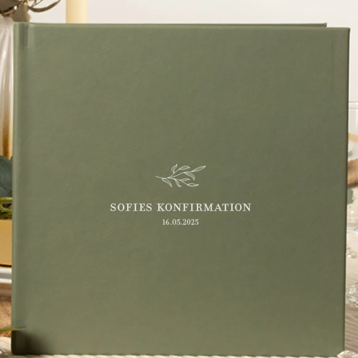 Personlig Konfirmationsgæstebog Botanical Touch